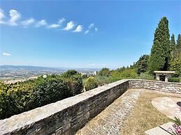 Holiday Home in Assisi With Garden Views