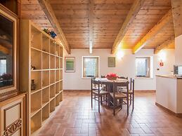 Belvilla by OYO Bilocale 2adeg Piano