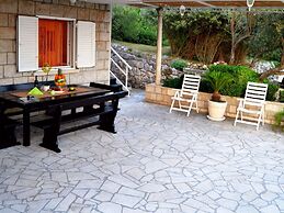 Apartments Lina - Two Bedroom Apartment With Terrace