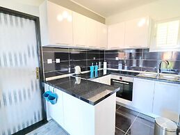 Apartment Marjana Prizba - Two Bedroom Apartment With Terrace and Part