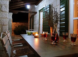 Villa Kate - Three Bedroom Villa