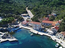 Apartment Danijela Mljet - Studio Apartment With Balcony and Sea View