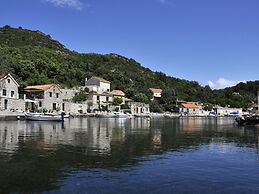 Apartment Danijela Mljet - Studio Apartment With Balcony and Sea View