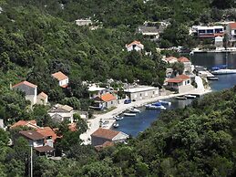 Apartment Danijela Mljet - Studio Apartment With Balcony and Sea View