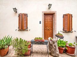 Belvilla by OYO Bilocale Monolocale 2adeg Piano