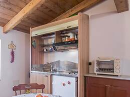 Belvilla by OYO Bilocale Monolocale 2adeg Piano