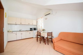 Apartments Batinic - Two Bedroom Apartment With Terrace and Sea View