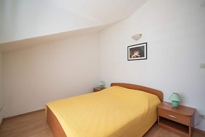 Apartments Batinic - Two Bedroom Apartment With Terrace and Sea View