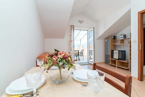 Apartments Batinic - Two Bedroom Apartment With Terrace and Sea View