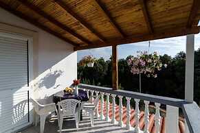 Apartments Lemes - Two Bedroom Apartment With Balcony and Sea View Ap1