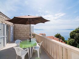 Apartments Neva- Standard Two Bedroom Apartment With Terrace and Sea V