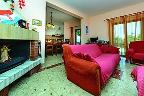 Villa Anka - Five-bedroom Villa With Terrace and Swimming Pool