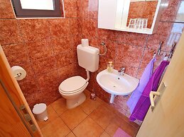 Apartments Filipovic - Comfort One-bedroom Apartment With Balcony and 