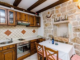 Holiday Home St George - Two Bedroom Apartment With City View