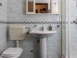 Apartment Vukic - Studio Apartment With Terrace and Garden View