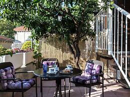 Apartment Vukic - Studio Apartment With Terrace and Garden View