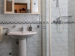 Apartment Vukic - Studio Apartment With Terrace and Garden View