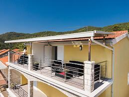 Fancy Apartments Dream - Standard One Bedroom Apartment With Balcony a