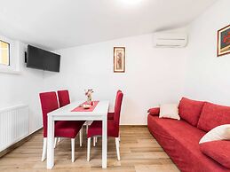 Fancy Apartments Dream - Standard One Bedroom Apartment With Balcony a