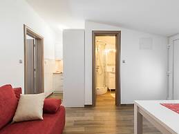 Fancy Apartments Dream - Standard One Bedroom Apartment With Balcony a