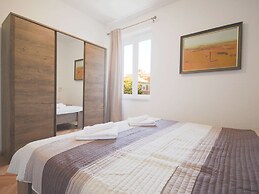 Apartment Goge - One-bedroom Apartment With Balcony