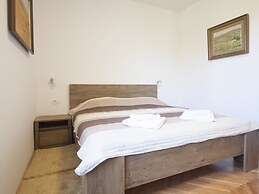 Apartment Goge - One-bedroom Apartment With Balcony