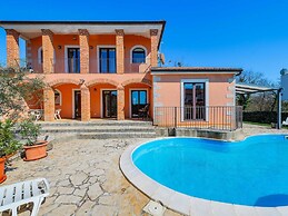 Spacious Holiday Home in Visnjan With Private Pool
