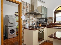 Spacious Holiday Home in Visnjan With Private Pool