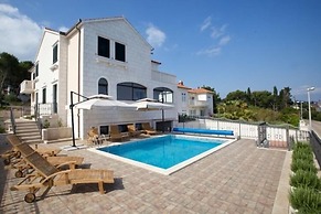Apartments Villa Grlica - One Bedroom Apartment With Terrace and Sea V