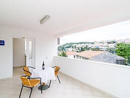 Apartments Nikola - One Bedroom Apartment With Terrace and Garden View