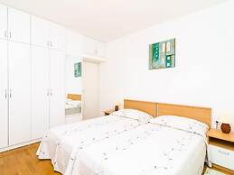 Apartments Nikola - One Bedroom Apartment With Terrace and Garden View