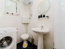 Apartments Versus- Comfort Studio Apartment With Terrace