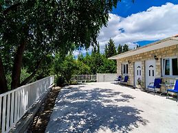 Apartments Versus- Comfort Studio Apartment With Terrace