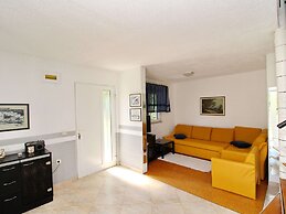 Holiday Home Gea - Three Bedroom Holiday Home With Terrace and Partial