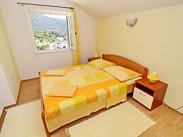 Holiday Home Gea - Three Bedroom Holiday Home With Terrace and Partial