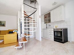 Holiday Home Gea - Three Bedroom Holiday Home With Terrace and Partial