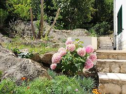 Holiday Home Gea - Three Bedroom Holiday Home With Terrace and Partial