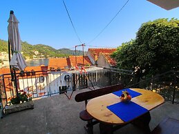 Apartment Mambo , Mljet - Duplex Apartment With Terrace and Sea View