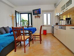 Apartment Mambo , Mljet - Duplex Apartment With Terrace and Sea View