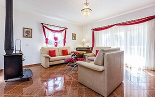 Holiday Home in Linjan With Garden