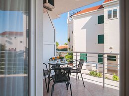 Apartments Island Beat - One Bedroom Apartment With Balcony and Sea Vi