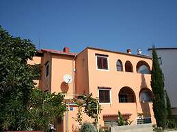 Apartment on the Second Floor