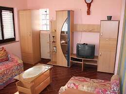 Apartment on the Second Floor