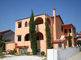 Apartment on the Second Floor