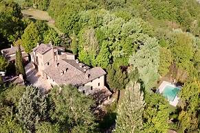 Charming House in Umbria With Pool and Garden