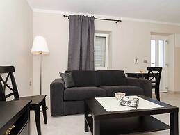 Apartments Gaura - One-bedroom Apartment With Terrace