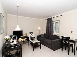 Apartments Gaura - One-bedroom Apartment With Terrace