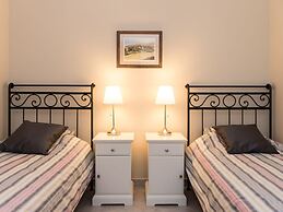 Apartments Gaura - One-bedroom Apartment With Terrace