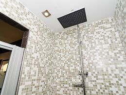 Apartments Gaura - One-bedroom Apartment With Terrace