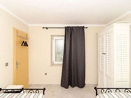 Apartments Gaura - One-bedroom Apartment With Terrace